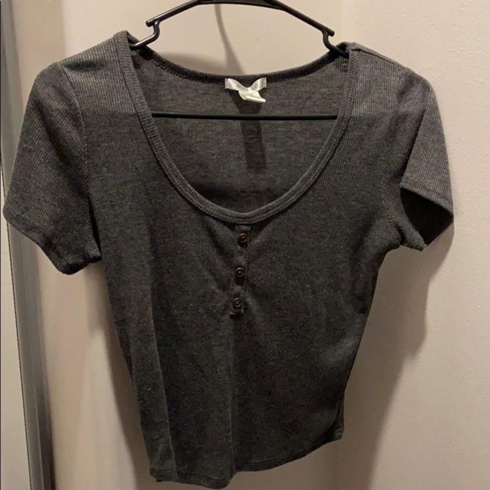 crop top